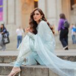 Maya Ali Instagram – Ley jayen Jane kahan Hawayen…🍁🍁

@mayapretofficial 
@kavaakibstudio