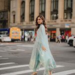 Maya Ali Instagram – Ley jayen Jane kahan Hawayen…🍁🍁

@mayapretofficial 
@kavaakibstudio