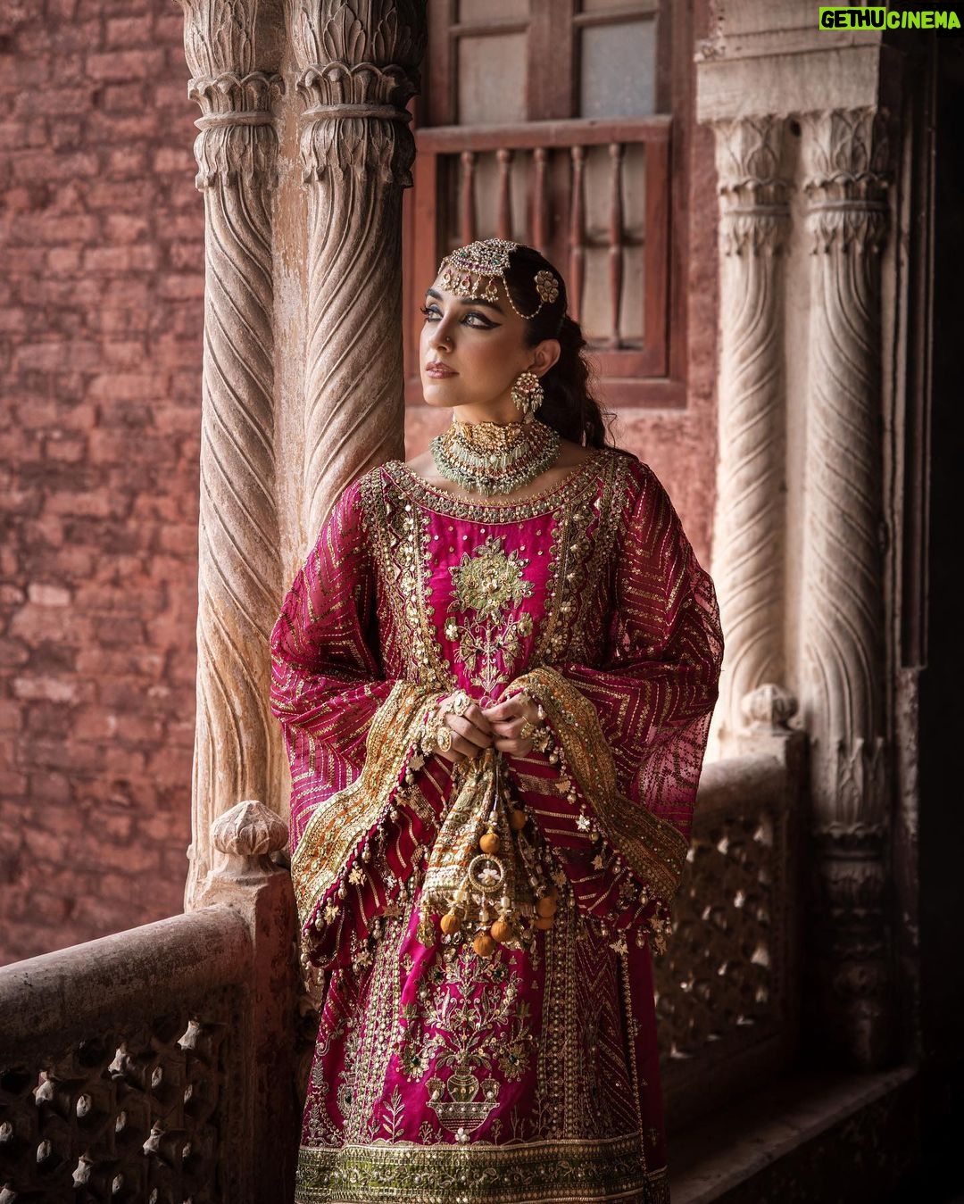 Maya Ali Instagram - Venturing into the majestic realm of Faiz Mahal with @mohsin.naveed.ranjha ‘s Zarlish Volume 4-Unstitched Festive Collection. An impeccable fusion of historical elegance and grandeur, donning this exquisite creation evoked a sense of royal splendour within me. @mohsin.ranjha_dino Photography: @shahbazshaziofficial Jewellery: @allurebymht Styling: @yash645 Hair & Mua: @sunil_mua #mnr #mayaali #mnrdesignstudio #mohsinnaveedranjha #mnrunstiched #talpurdynasty #mnrfestiveunstitched #festiveunstitched23 #mnrlahore #mnrgujranwala #mnrkarachi #mnrusa #abubakarnaveedranjha #zarlishbymohsinnaveedranjha
