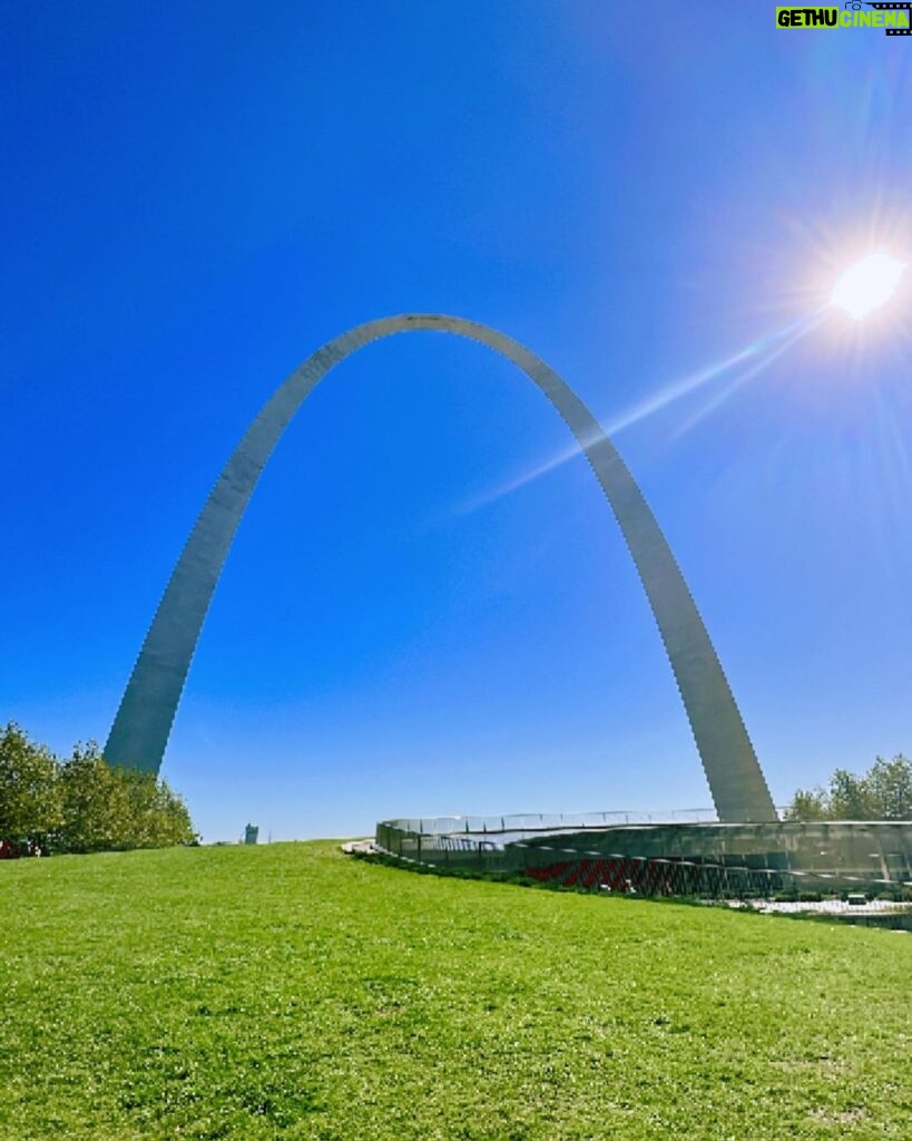 Maya Ali Instagram - ✨🌲✨ St. Louis Gateway Arch, Missouri