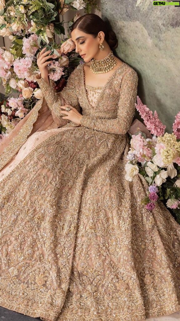 Maya Ali Instagram - 𝐉𝐚𝐡𝐚𝐧𝐀𝐫𝐚 𝐁𝐫𝐢𝐝𝐚𝐥 𝐂𝐨𝐥𝐥𝐞𝐜𝐭𝐢𝐨𝐧’𝟐𝟑 Coming Soon Step into a world of timeless elegance with our Light Pink Organza Pishwas – a delicate dance of sophistication. The ensemble, graced by a Jamawar Embellished Bustier and Lehanga, unveils traditional opulence in intricate detailing and subtle sprays. A regal journey is completed with the Organza Dupatta, where hand-embellished borders elevate the bride’s grace to sheer elegance. Embrace the allure of this ensemble, a perfect symphony for your special day. Jewellery: @beedazzled_ltd #KanwalMalikOfficial #KanwalMalik #Formals #Asianoutfits #Pakistaniattire #Lahore #Karachi #Weddings #Pakistan #luxuryformals #JahanAra #bridals