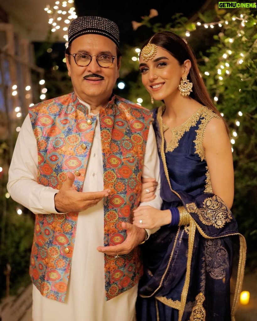 Maya Ali Instagram - From coming soon to the last Episode. What a beautiful journey it was.Thank you all for the love and the constructive Criticism too, we all need it at some point to know what other’s perspective is. I am so glad and blessed that I am a part of this journey and family of YUNHI 🤗. We lived with all these characters for a long time and enjoyed every bit of it. I am glad I have made another family and memories which I’ll be cherishing forever. Thank you Ehtesham bhai for believing in me and Kim and giving a lifetime of advice to become a better version of myself. Thank you Bilal for your patience, and bringing home made food for me when I was away from my home. Also thank you on the behalf of the whole team for looking after everyone’s basics necessities. App ki kya baat hai superstar🌟. Thank you Sir Behroze for your Love and (SHAFQAT) all the time on the set and we still share this bond Alhamdulillah. Thank you Tazeen, maha, meri pyari Tahira appa, sir manzoor, mere Pyarey dost kukki jee, Khaqan, my handsome dad Deepak, Uzma jee, Saad, laiba and the whole cast and each member on the set, everyone gave the utmost respect and love to each other. Special thank you to our special DOP Khizer who made all these frames and brought people alive and made them look beautiful. Thank you to my makeup artist Yashwa who put her soul into Kim. Thank you @humtvpakistanofficial for showing some more beautiful content, I hope this will be life changing for even one person. Yeh tha hamara abb tak ka sath Phir milein ge YUNHi 😊😊