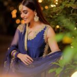 Maya Ali Instagram - ✨✨ Don’t miss the 2nd last episode of #YUNHI tonight at 8pm on @humtvpakistanofficial 🦋 @mayapretofficial @kohar_jewel @makeupby_yash.12 @nabila_salon @humza_imam #Kim #MayaPret