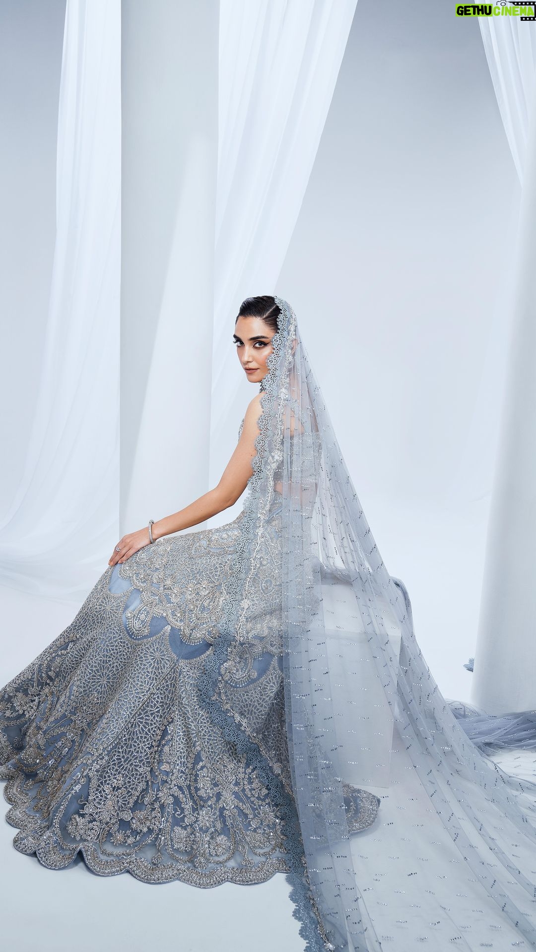 Maya Ali Instagram - Saira Shakira Bridal Couture - Fall/Winter 2024 🦋 In love with this ice-blue lehanga choli adorned with breathtaking work all over. @sairashakira @shakeelbinafzal @sunil_mua @centaur.one @amayrajewelspk #SairaShakira #SairaShakiraBridalCouture #MayaAli #Luxury #Bridals #FallWinter