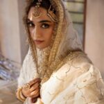 Maya Ali Instagram – 🌟♥️🌟

Launching on the 22nd feb, 2024

@mayapretofficial 
@azeemsaniofficial 
@ayanamir.thestylist 
@usafahmed 
@assurejewelry 
@ahmadshahart 

#Maya #PretAPorter #LaunchingOn24thFeb #MavaAli #IkMulagat #FestiveEdit’24
