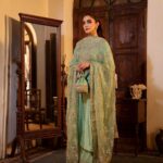 Maya Ali Instagram - Ik Mulaqat… 🕊️ @mayapretofficial Available to shop online now. For Appointments Call@ 0300 9414405 Shop Online: www.mayapret.com #Maya #PretAPorter #MayaAli #IkMulaqat #FestiveEdit’24