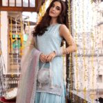 Maya Ali Instagram - REET… 🦋🦋 @mayapretofficial @azeemsaniofficial @ayanamir.thestylist @usafahmed @rabaljewelry @ahmadshahart #Maya #PretAPorter #MayaAli #IkMulagat #Reet #FestiveEdit’24 #LaunchingSoon