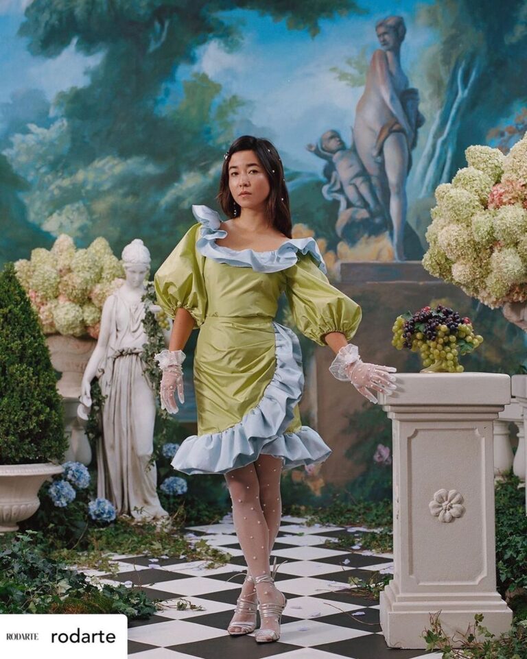 Maya Erskine Instagram - Thank you @kateandlauramulleavy for including me in the dreamiest collection 💚💚💚 Posted @withrepost • @rodarte SS20 Rodarte Collection Portrait Series: @mayaerskine wears the Light Blue and Lime Silk Taffeta Ensemble. Photography: @dritch Styling: @shirleykurata and @AshleyFurnival Makeup: @u.z.o for @narsissist Hair: @CaileNoble for @sultrabeauty Nail Artist: @mtmorgantaylor | @hollyfalconenails Production Design: @adamandtinadesign Production: @yusufyagci Real Florals: @josephfree #rodarte