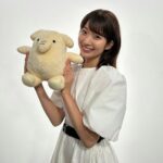 Mayu Sugieda Instagram - ☺︎ JAバンクの出演動画がアップされました！ “資産運用の基本”について、解説しています🤝 要点をまとめて、とにかく簡潔にお話ししているので とても分かりやすいムービーに仕上がっています✨ あまり自分には関係ないかも… なんとなく考えたことはあるけど、詳しくない… 今は、高校の授業でも、資産運用にまつわる事柄を学ぶ時代。 知っていて損はない！と思いました😊 YouTubeでは、計4本のムービーが公開中🎬 電車の移動中など 隙間時間にもピッタリの長さなので よかったらご覧下さい🕊 店頭でも流れているみたいなので 見かけたら、ぜひ教えて下さいね！！💞 https://www.jabank.org/tameru/kihon/ #JAバンク #資産運用 #資産形成 #マネ活 #基本 #解説 #店頭 #YouTube #ガイダンス #ムービー #動画 #見てね