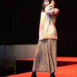 Mayu Sugieda Instagram - ☺︎ 先日、ゲスト出演させていただいたファッションショーでの ステージショットが届いたので載せてみまーす！☺️🫶 ゆったりなサイズ感で 暖かくて可愛いお衣装でした👗✨ #ファッションショー #fashionshow #runway #collection #みなとみらいコレクション2023 #minatomiraicollection2023 #横浜大さん橋ホール 🚢 #model #japanese #Righton #カジュアルコーデ #シンプルコーデ