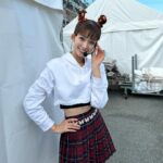 Mayu Sugieda Instagram - 【ご報告】 いつも応援いただいている皆様に、まずは心より感謝申し上げます。 私事で大変恐縮ではございますが、「おは朝パーク 2023」のラストステージにて発表させていただきましたとおり、先日、一般男性と結婚いたしました。 ラストステージでの大切なお時間をいただき、本当にありがとうございました。 実は、私自身も、まさか今日のライブ中のステージ上で発表させていただく流れになるとは、昨日まで思ってもいませんでした。 サプライズでの発表となったにもかかわらず、会場にお越しいただいた皆様と関係者の方々に、驚くほどの温かい祝福をいただきまして、大変感激しました。 皆様に笑顔を届けたい一心で頑張ってきましたが、これまでの活動でも、本日の会場でも、返しきれないほどの大きな愛をいただきました。 今後はさらにパワーアップした杉枝真結として、皆様に笑顔と元気をお届けできるように、変わらず一生懸命頑張ってまいりますので、今後とも応援いただけますと幸いです。 突然のご報告となりましたが、これからもよろしくお願いいたします。 2023.11.19 杉枝 真結