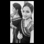 Mayuri Wagh Instagram - मकरसंक्रांतीच्या शुभेच्छा …❣️ . . . #makarsankranti #uttrayan #festive #festivewear #festiveseason #bhogi #saree #blacknwhite #happyvibes #happylife #happyface #happysoul #mayuriwagh #marathiactress