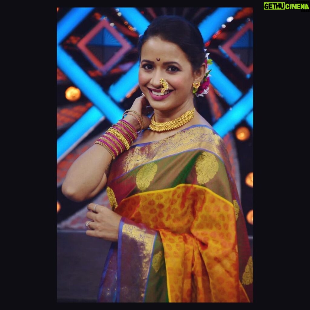 Mayuri Wagh Instagram - नव वर्ष आणि गुढीपाडव्याच्या शुभेच्छा …❣️ . . . #hindunewyear #gudhipadwa #marathi #festival #festivewear #saree #festiveseason #festivevibes #festivemood #happy #positivevibes #happyface #happysoul #mayuriwagh #marathiactress #sonymarathi