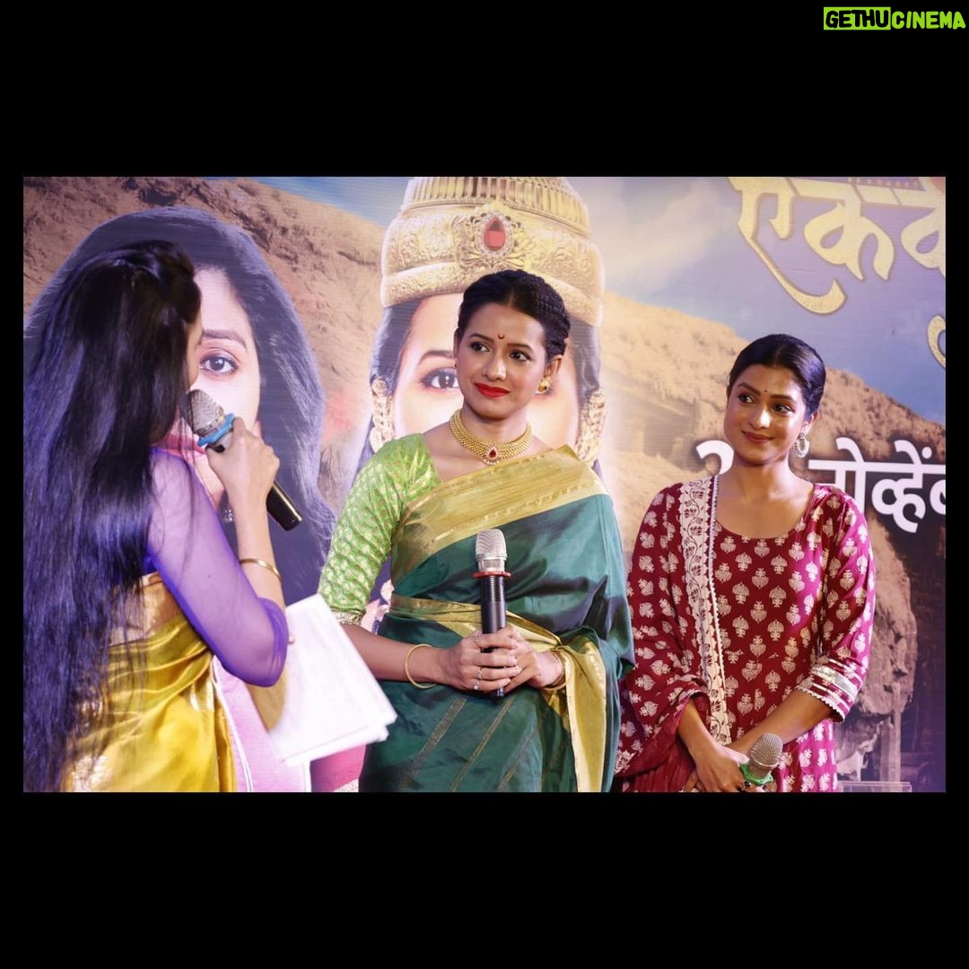 Mayuri Wagh Instagram - 'आशीर्वाद तुझा एकवीरा आई' पत्रकार परिषद ..❣️ . . . #ashirwadtuzaekviraaai #pressconference #ekviraaai #positivity #blessed #promotiondiaries #actorslife #newshow #promotion #newbegining #sonymarathi #positivevibes #happyfaces #happysoul #mayuriwagh #marathiactress
