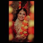 Mayuri Wagh Instagram - Happy Diwali..🪔❣️🧿 . . Captured by : @kunal_mohite_photography Makeup by : @minakshi_mharse_makeuphair Hair by : @shubham_pal_makeup_and_hair Organised by : @style_by_pradnyaaaaa__ . . #happydiwali #diwali ##festivaloflights #festivemood #traditional #happyness #smile #glow #happyvibes #happylife #happyface #happysoul #mayuriwagh #marathiactress