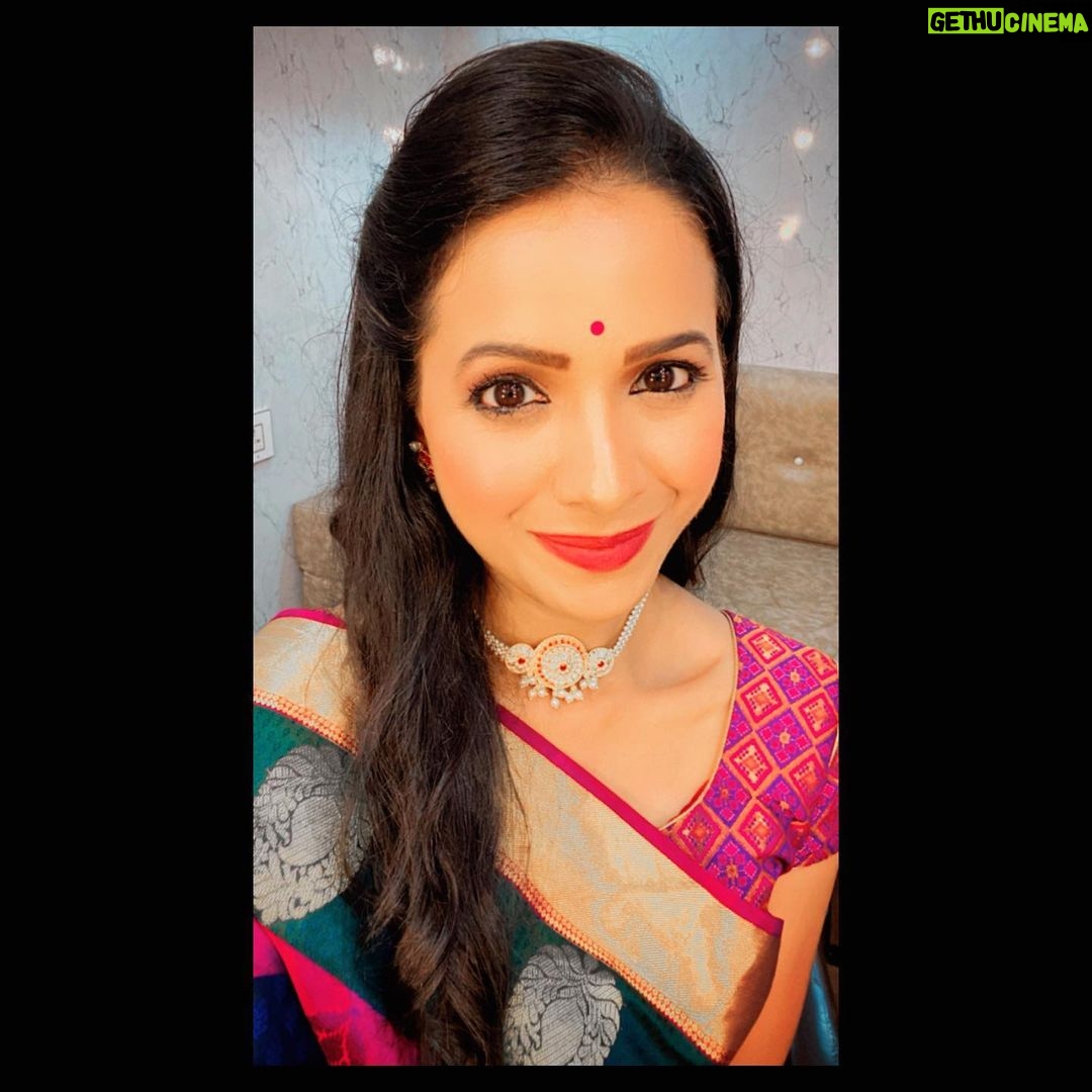 Mayuri Wagh Instagram - Celebrate yourself nobody knows what it takes to be YOU…❣️ . . . #smile #shine #glow #behappy #bebeautiful #bepositive #celebrate #yourself #celebratelife #happyface #happylife #happysoul #mayuriwagh #marathiactress