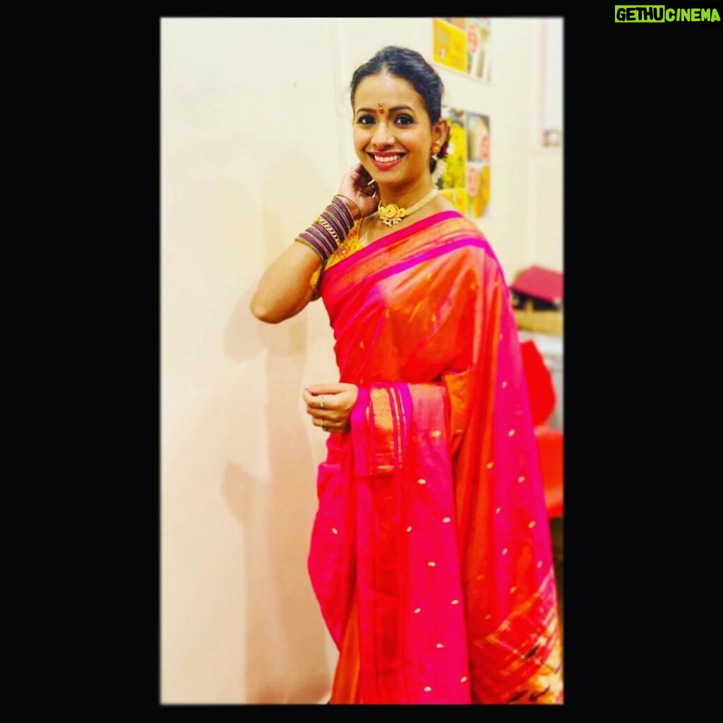 Mayuri Wagh Instagram - Saree vibe, desi vibe II…❣️ . . . #saree #paithani #pink #traditionalwear #blessed #happy #thankful #private #love #live #laughter #therapy #positivevibes #happyme #happylife #happyface #happysoul #mayuriwagh #marathiactress