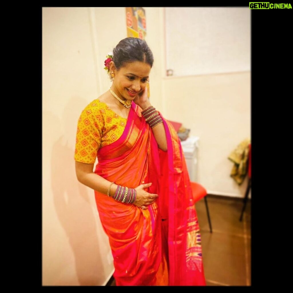 Mayuri Wagh Instagram - Saree vibe, desi vibe…❣️ . . . #saree #paithani #pink #traditionalwear #blessed #happy #thankful #private #love #live #laughter #therapy #positivevibes #happyme #happylife #happyface #happysoul #mayuriwagh #marathiactress