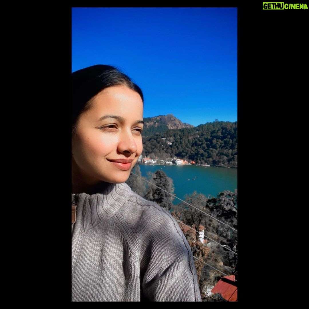 Mayuri Wagh Instagram - Sunshine on my mind…❣️ . . . #sunkissed #sunshine #shine #always #calm #positivevibes #positivemindset #happy #happyface #happylife #happysoul #mayuriwagh #marathiactress