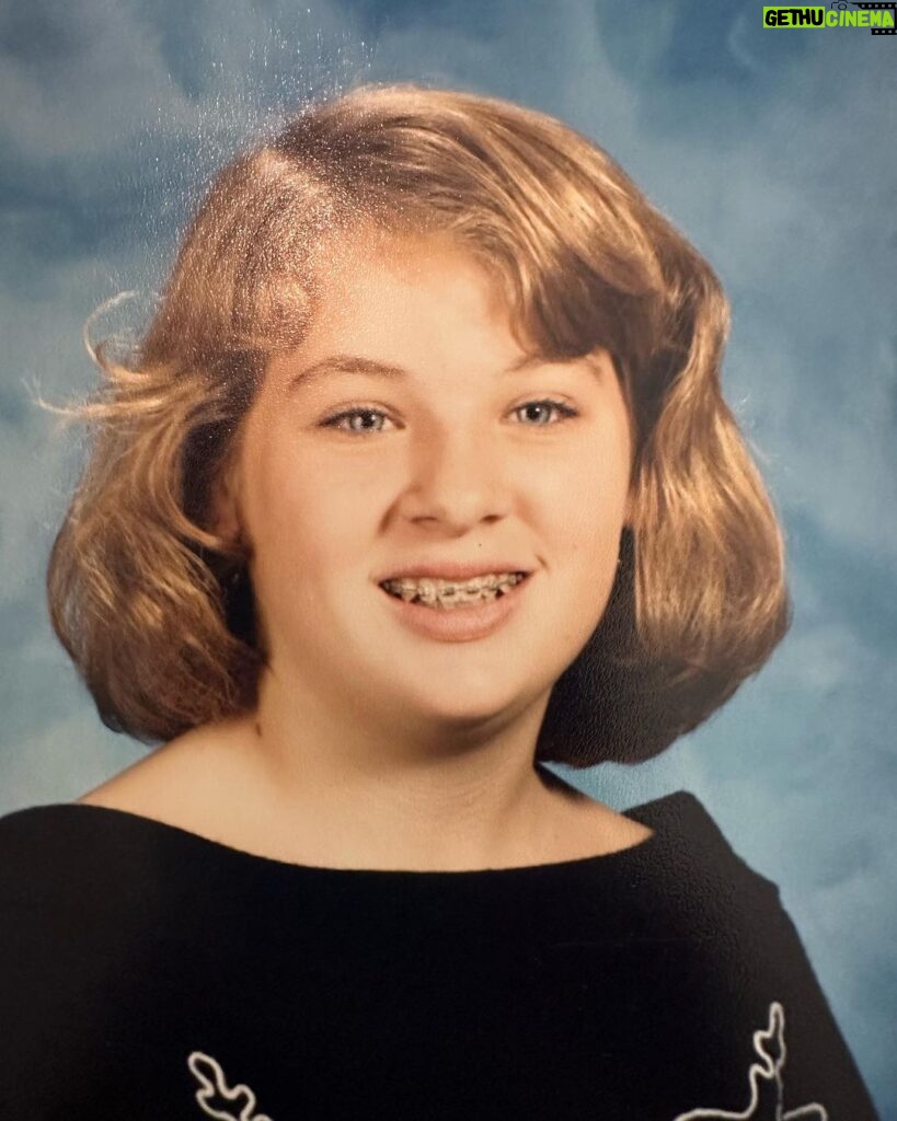 Meaghan B. Murphy Instagram - Who wore braces better: 1990s Meaghan or Charley?! Don't answer that! 😬 This was clearly not my finest era! And, frankly, I would do anything in my power to give my daughter every chance to feel more confident during the self-conscious teen years, starting with clear aligners. Look at that smile! Charley is already seeing results and gaining confidence thanks to @sparkaligners They are more clear, more comfortable, and stain less than the leading aligner brand. Plus, they’re doctor-directed, which is crucial for lasting reliable results. 100% of patients, my daughter included, would recommend Spark Aligners to a friend. This is because of how seamlessly they fit into her life. For info on starting your own #MyTrueSmile journey, or to find a provider near you, click the link in bio ^. #MySparkStory #SparkAligners #Sponsored Paid sponsorship by Spark Aligners - all opinions are my own. Rx only. For use on single patient. Always consult your orthodontist. Follow the instructions for use/product label information including warnings and precautions. Patient results may vary. Braces and Faces