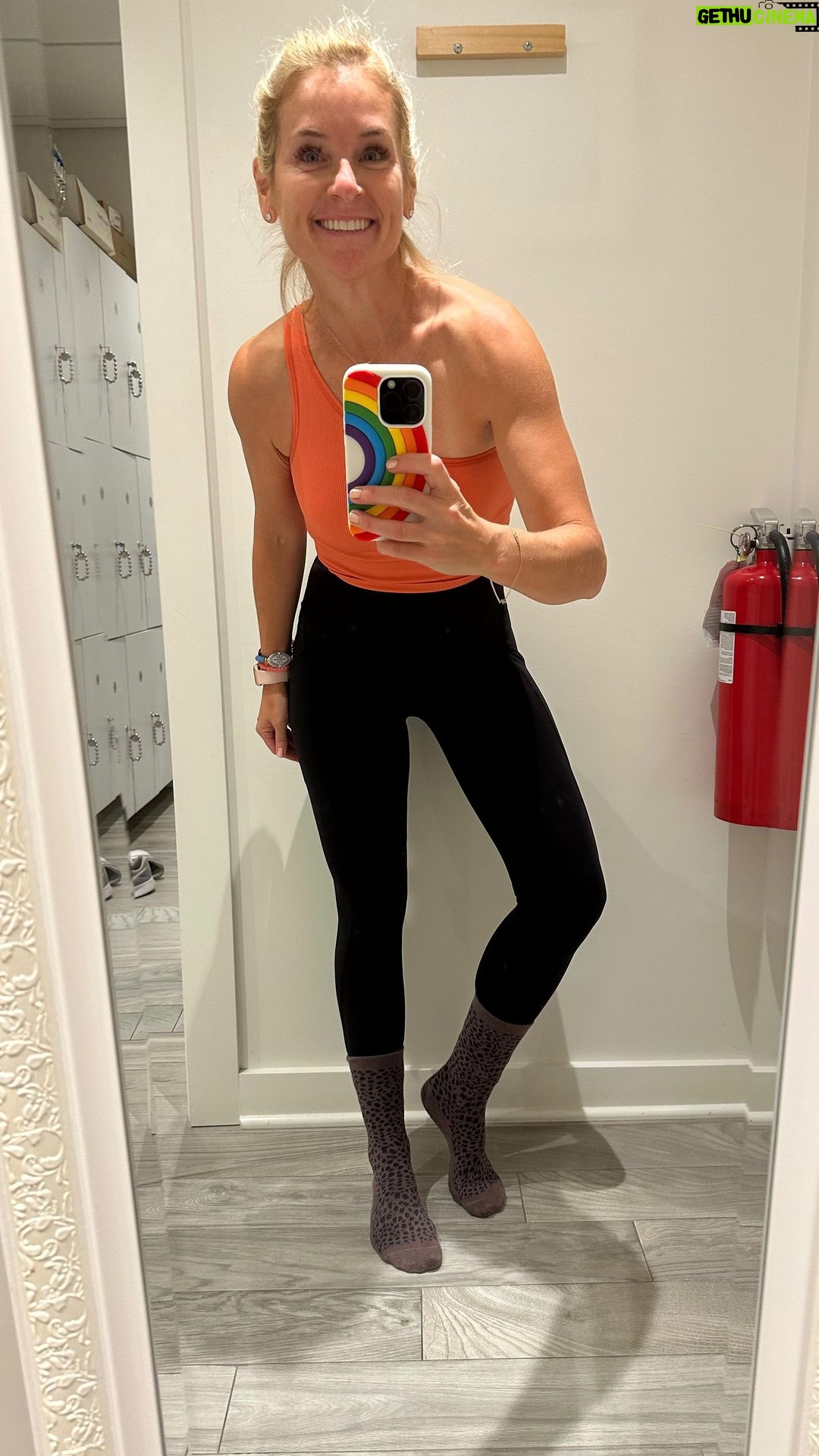 Meaghan B. Murphy Instagram - YAY! 🎉I hit 200 Bar Method classes! Here’s 3 secrets to sticking with a gym goal: 📸 TAKE A SELFIE Snapping a mirror 🪞 selfie after each @barmethodwestfield class gives me a sense of accomplishment + when I share those snaps on IG it adds accountability that keeps me motivated. 🛍️TREAT YOURSELF I reward myself with new grippy socks once a month to celebrate my hard work. It’s like a $15 incentivizing $15 high-five. 🖐️ 👯 RETHINK THE WORKOUT BUDDY SYSTEM You can’t always rope a good friend into joining you. Know that the familiar faces you see in class every day are super effective accountability partners even if you’re not going to dinner and braiding each other’s hair. Show up for the regulars at your studio. Call each other out when they’re a no-show. What would you add? What helps you reach your goals? #workout #workoutmotivation #workoutroutine #motivation #goals #goalsetting #fitmama #barmethod #barmethodlove The Bar Method Westfield, NJ