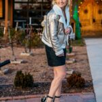 Meaghan B. Murphy Instagram - Making predictions: 2024 is going to be golden 🥂 🤩 Until then I’m taking a much-needed time out. See ya in January 🎉 What are you looking forward to in the new year?! Glam 💄 @cristyguy 📸 @sharonmariewright 📺 @verylocal @hearsttv #kansas #kansascitykansas #verylocal #newyear #newyears #goals Kansas City, Kansas