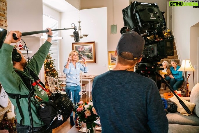 Meaghan B. Murphy Instagram - YAY! 🎬 I’m the host of a new reality show 📺 called My Perfect Day. I GET to play fairy 🧚‍♀️ godmother + surprise deserving people with the ultimate YAY day! We’re shooting 📹Season 1 in Kansas City. If you know someone who deserves the royal treatment, click the link in my bio to nominate them. Big 💙 to @lillypulitzer for the perfect #KC sweater 🫶🏻 Glam by the amazing💄 @cristyguy (She works with Kelce & Mahomes!!!) Capturing the magic 🪄📸 = @sharonmariewright The show will stream Summer 2024 on @verylocal & @hearsttv stations. Follow along so you don’t miss an episode! #newshow #kansas #kansascity #kansascitykansas #kansascitymissouri #realitytv #hearst Kansas City, Kansas
