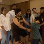 Meera Krishna, Meera Siva Instagram - Fam Jam ( midnight madness ) 🤣🤣🤣 #insta #reelsinstagram #reels #instareels #video #instalike #instadaily #pongal #family #familyreels #instareelsindia❤️