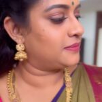 Meera Krishna, Meera Siva Instagram - Tqsm for the beautiful flowers 🌹 So neatly arranged and good finishing @shijus_flowers #karthigaideepamserial #instareels #reels #insta #instavideo #instapromotion #instadaily #instaupload #instalike #video #instareelsindia❤️