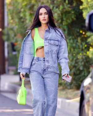 Megan Fox Instagram - This is how I go to Erewhon now. Let’s talk about it.