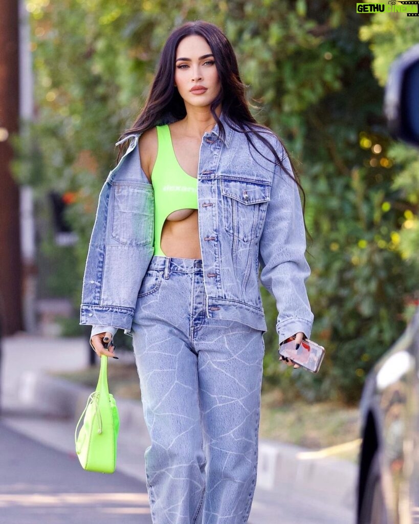 Megan Fox Instagram - This is how I go to Erewhon now. Let’s talk about it.