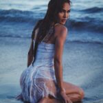 Megan Fox Instagram - offering surf lessons. link in bio