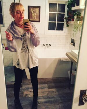 Megan Park Instagram - Going to eat tacos rn, no idea what day it is, sup w u 👅