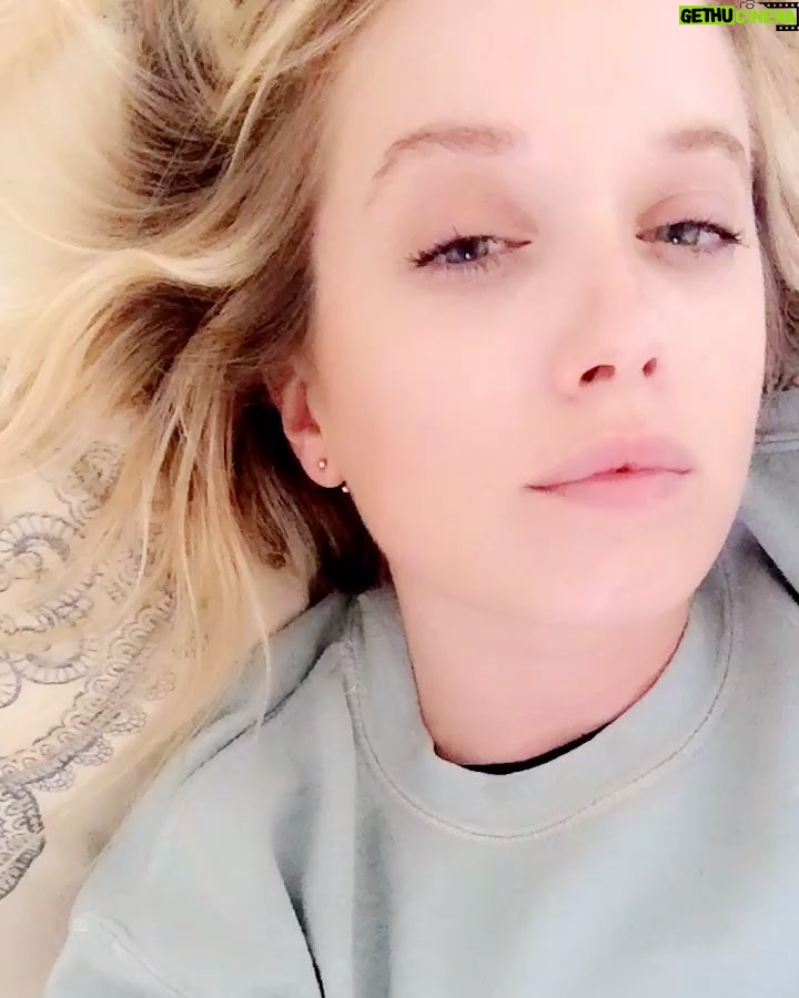 Megan Park Instagram - When the jet lag hits you real hard before a full day of work 😑