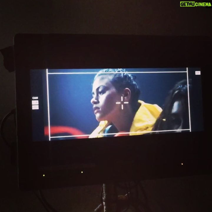 Megan Park Instagram - Sooo here's some behind the scenes from the Billie Eilish vid I directed. How it went from the first rehearsal to the last boomerangggg. link in biooooo. 🖤#billieeilish #watch