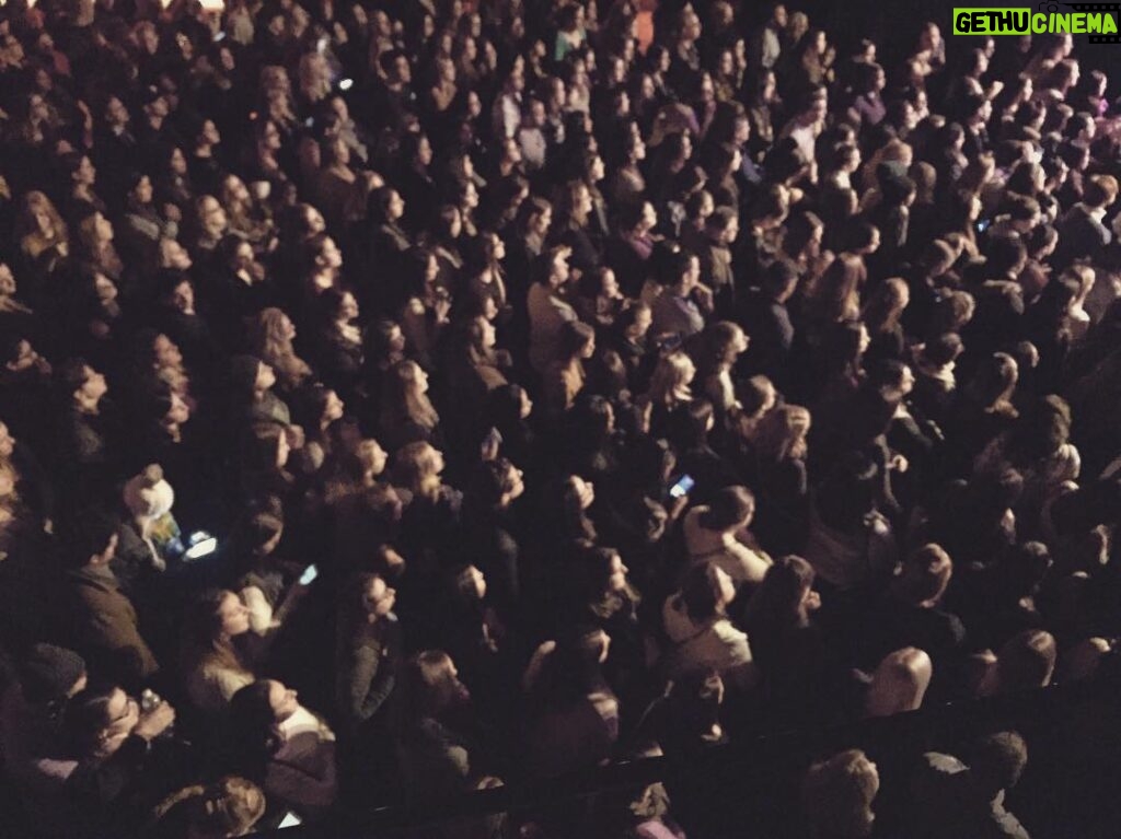 Megan Park Instagram - Sold out AF! NYC...you are dope! @tylerhilton