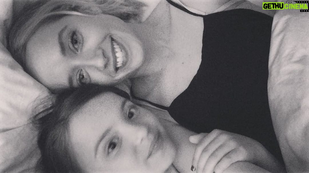 Megan Park Instagram - Goodnight #slumberparty (hacked by @officialmadeleinemcgraw) #lucyinmyeyes
