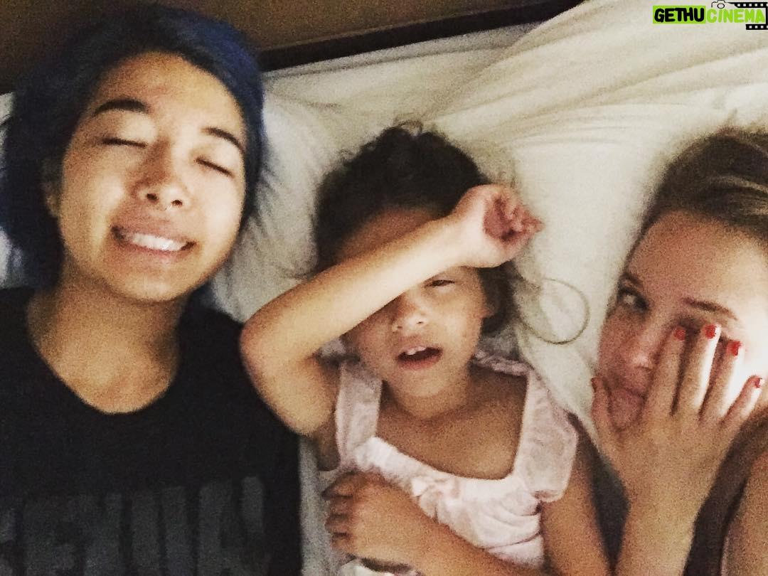 Megan Park Instagram - Three snuggly heads ready to take on another day of fun @austinfilmfest activities! @officialmadeleinemcgraw @kungpao_kitty Austin, Texas