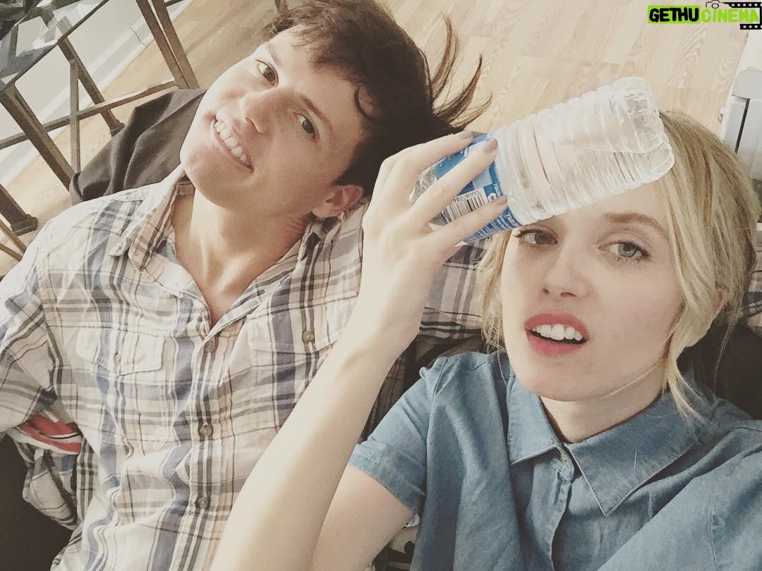 Megan Park Instagram - I'm back in America on set with @whitmerthomas AND a fever! 🤒 Santa Monica Pier