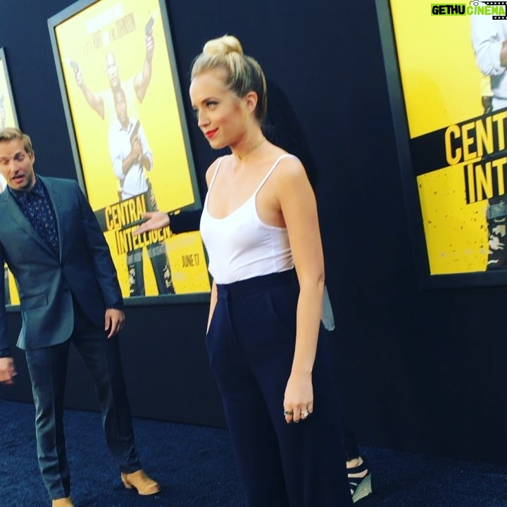 Megan Park Instagram - @centralintelligence premiere! Styling by @peninashapiro hair/makeup @madeupbyalyson 🍾🍾🍾 Regency Village and Bruin Theatres - Westwood, CA