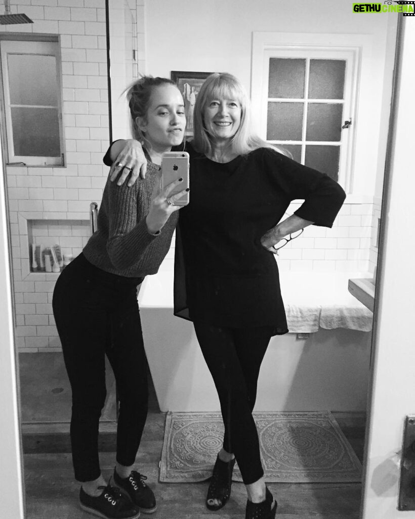 Megan Park Instagram - Mamas first mirror selfie. I've tried 5 times to accurately describe how much I love her but no words are powerful enough so, an emoji. 💗 Palms Springs