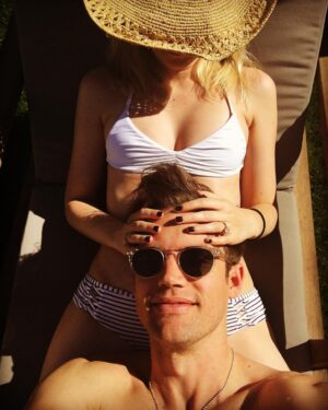 Megan Park Instagram - Sorry to everyone who is freezing North and East of here. Truly. @tylerhilton and I are Sending V Day sun to you... ☀️☀️☀️
