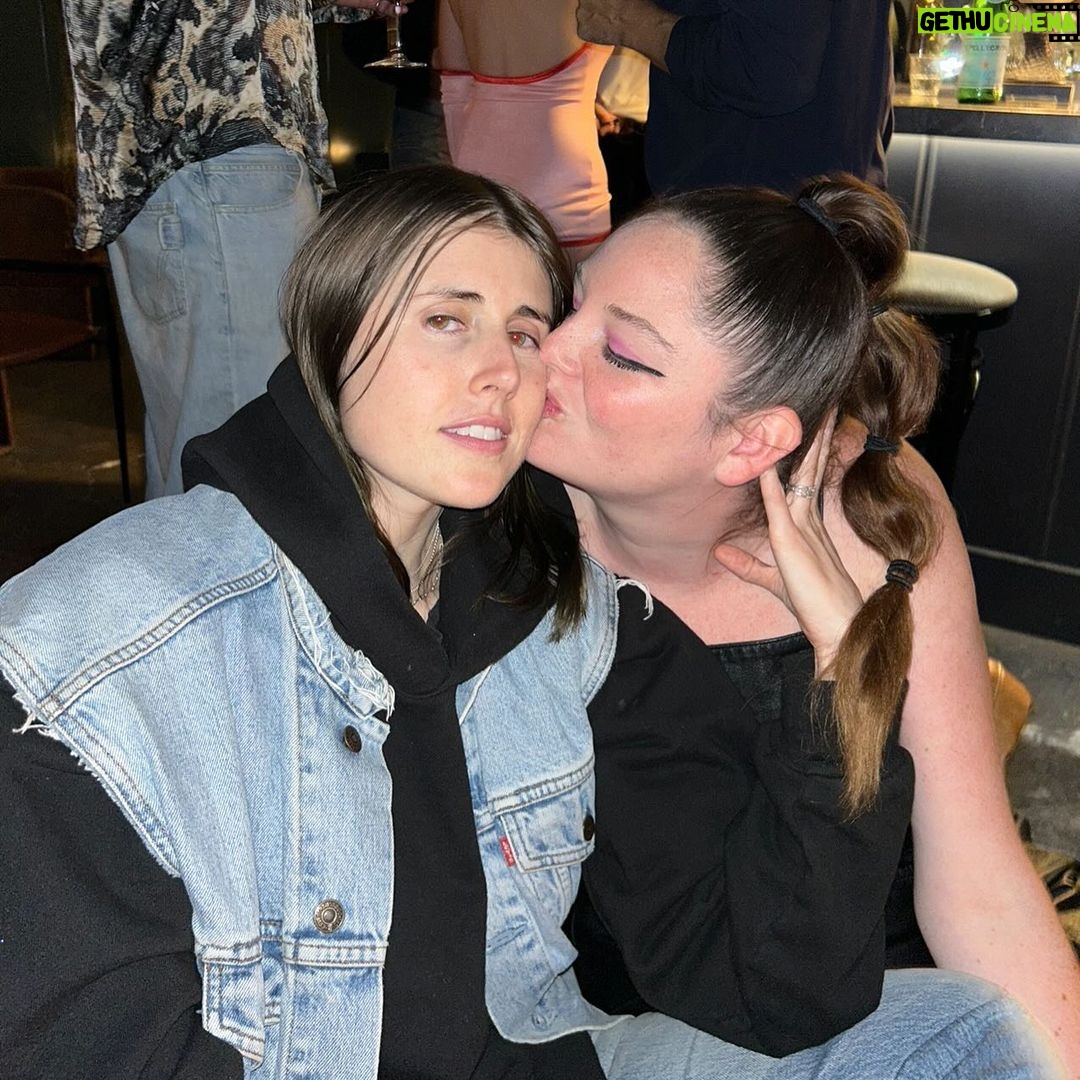 Megan Stalter Instagram - In love love with my Valentine who makes my life heaven 💘🌹💌 @queeshbeesh is the hottest sweetest funniest most brilliant special person I've ever met and she always gives me 🦋🦋🦋
