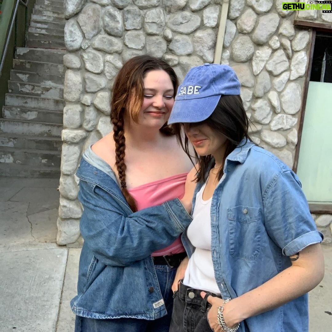 Megan Stalter Instagram - In love love with my Valentine who makes my life heaven 💘🌹💌 @queeshbeesh is the hottest sweetest funniest most brilliant special person I've ever met and she always gives me 🦋🦋🦋