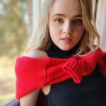 Megan Stott Instagram – Sweater Weather 🍂