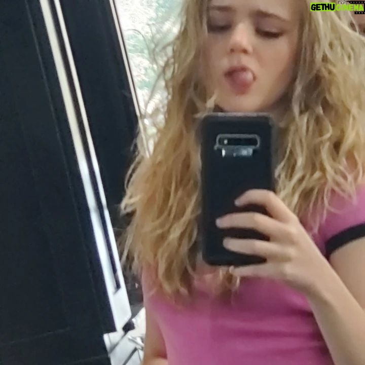 Megan Stott - 3.6K Likes - Glossy