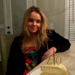 Megan Stott Instagram - 20 on the 24th🎂