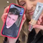 Meghan Trainor Instagram - #itcosmeticspartner #GRWM 36 weeks pregnant edition: Between the sleepless nights, heartburn, the intense baby kicks, and the perioral dermatitis making my skin red and itchy, a pick-me-up is NEEDED! If you know me, you know CC+ Cream by @itcosmetics has been my go-to foundation for hydrating and covering any redness for YEARS! #itcosmetics #36weekspregnant #perioraldermatitis
