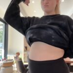 Meghan Trainor Instagram - @rebeccabroxfit changed my life forever! Go follow her and her workouts. Shes also all up in my new book #dearfuturemama with full workouts and pictures for each trimester 📚💖 #pregnancyworkout
