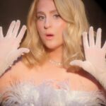 Meghan Trainor Instagram - Mother Bloopers video is OUT NOW 😂🥰 full video on my YouTube 💕 #iamyourmother #mother